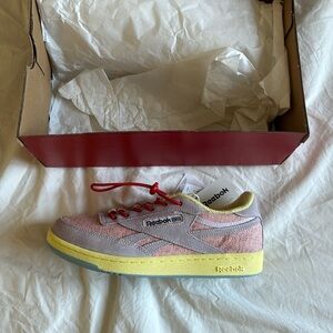 The animals observatory x Reebok colorful sneaker size 6